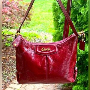 Coach Ashley Swingback leather Crossbody Bag